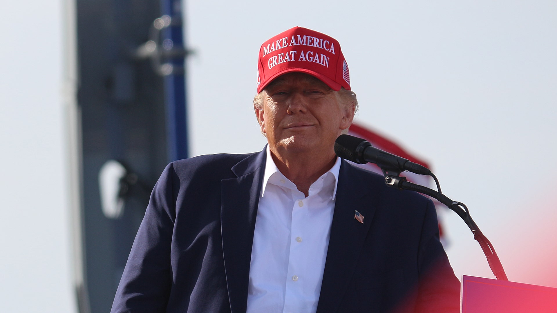 Donald J. Trump speaks to guests at a rally in Greenwood, Neb. on May 1, 2022. Right Cheer/Matt Johnson via Wikimedia Commons.